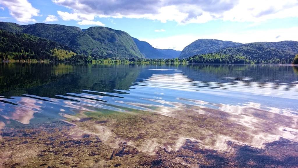 Bohinji-tó Forrás: Hike & Bike