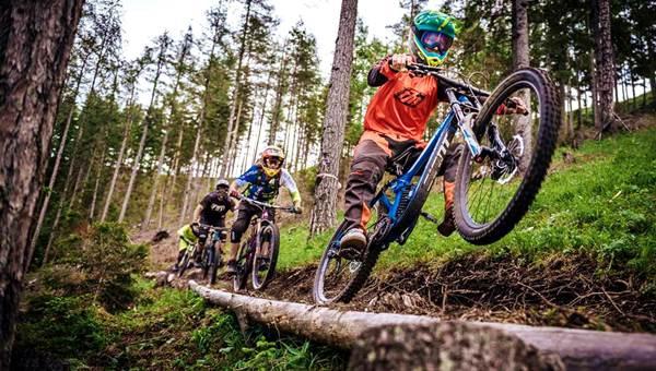 WakeAlps, BikeAlps és egy cool élménypark Mariazeller Bürgeralpén!