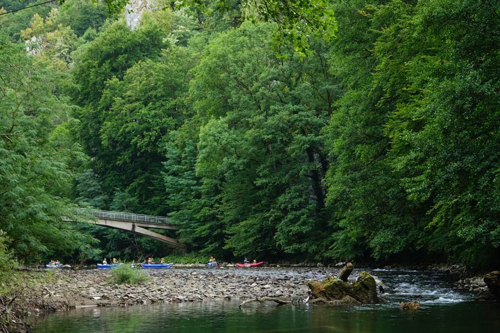 Rafting a Sebes-Körös völgyében