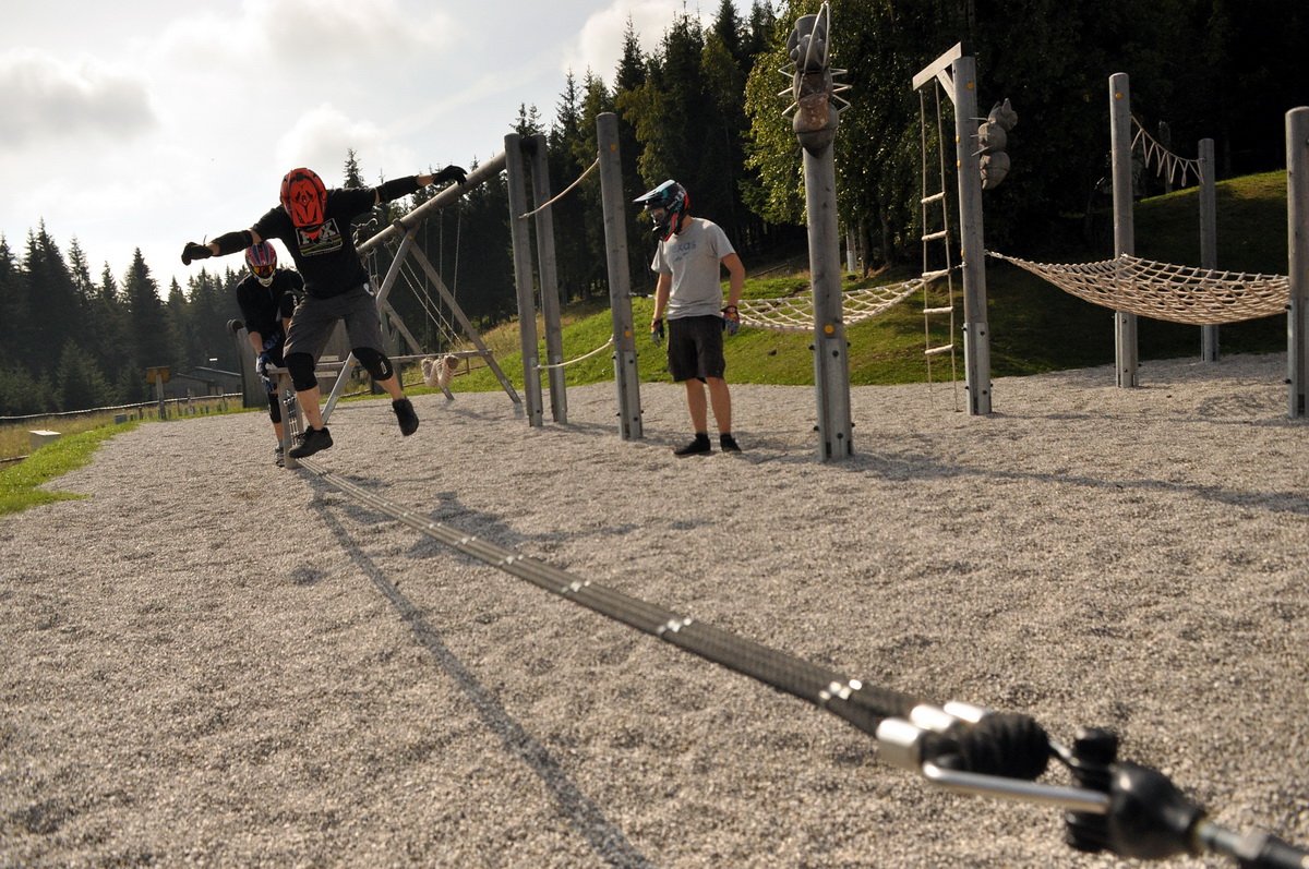 Játszótér a flowtrail tetejénél