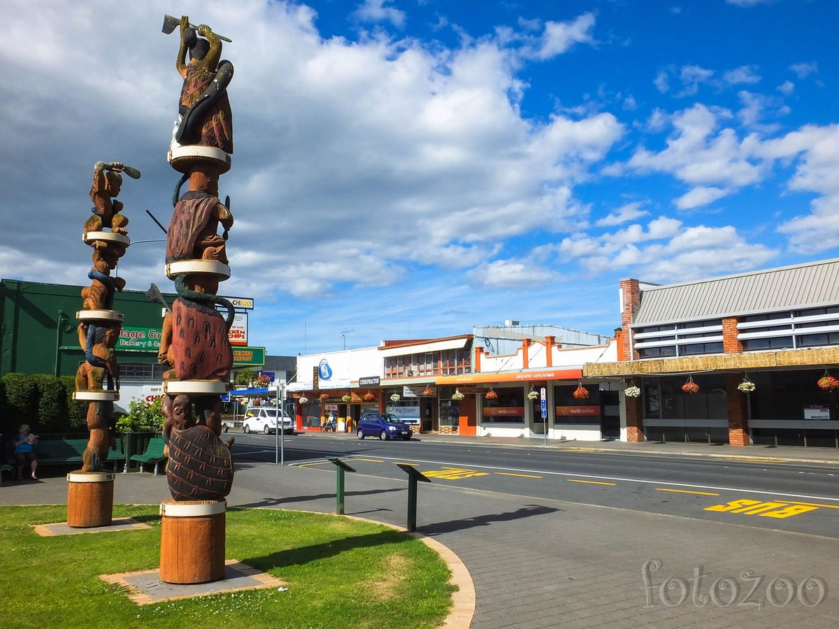 Modern épületek és maori jelképek jól megférnek egymás mellett. Forrás: Fotozoo - Horváth Zoltán