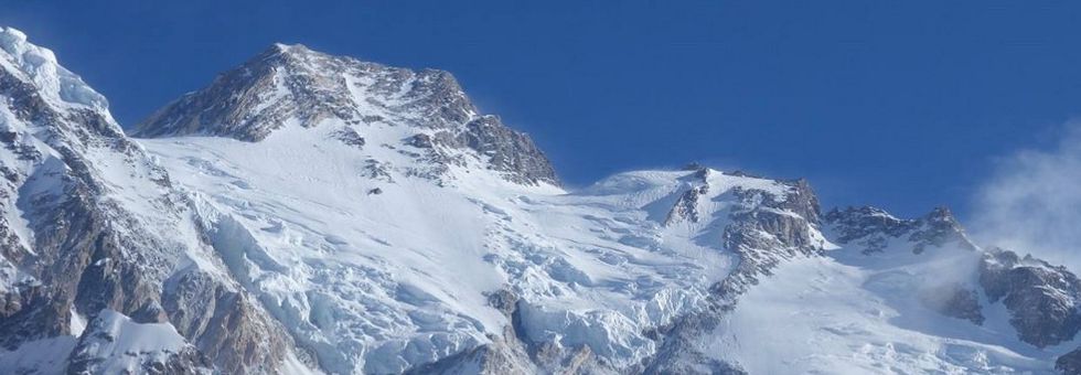 Tragikus siker a Nanga Parbaton Hír