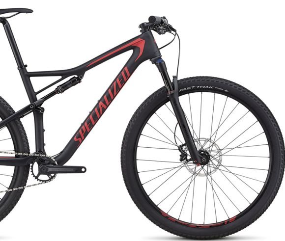 Specialized Epic Comp Carbon Forrás: Specialized.hu