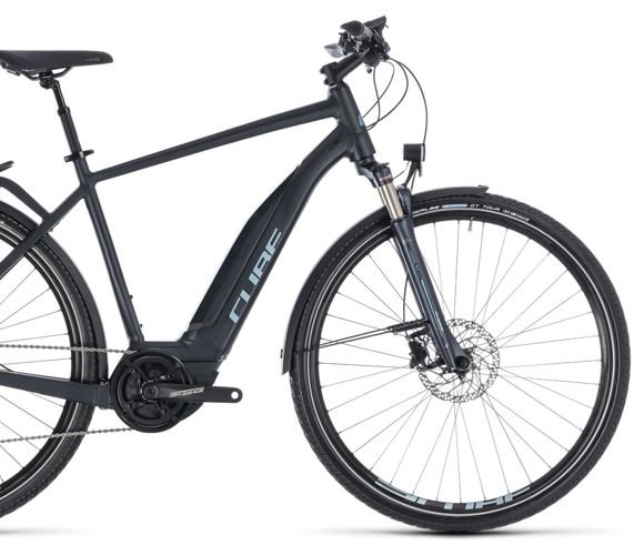 Cube Touring Hybrid Pro 500 darknavy´n´blue 2018 Forrás: Paul-Lange.hu