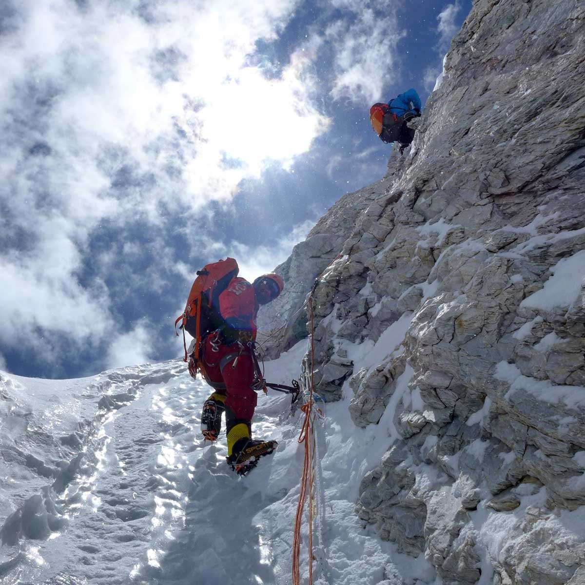 A Japán-kuloár a Hidden Peaken Forrás: Kalifa Himalája Expedíció 2018 - Gasherbrum I-II
