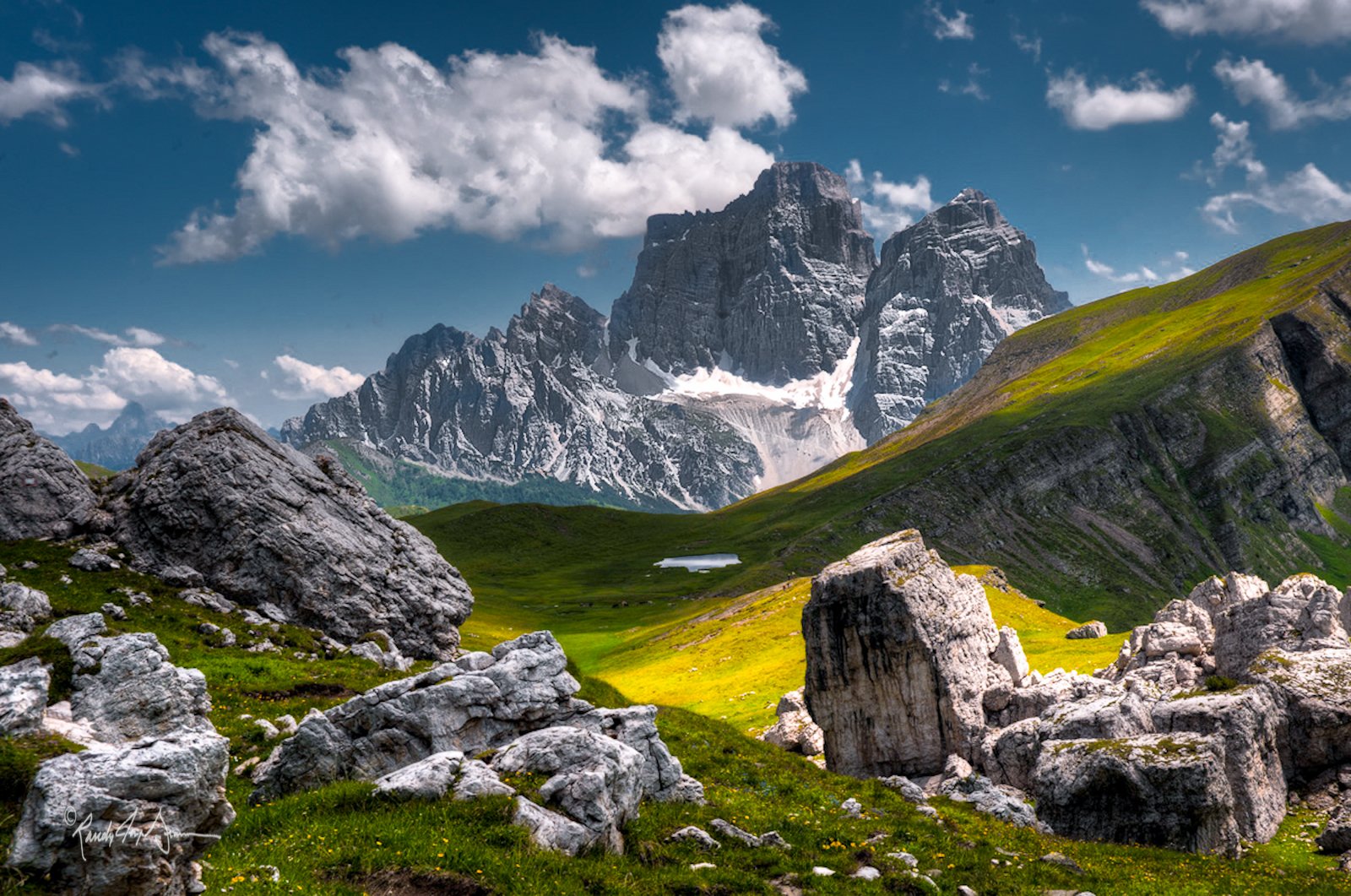 Alta Via 1 Forrás: dolomitemountains.com