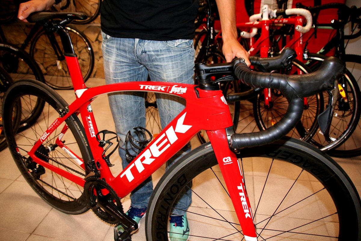 Trek Madone Aero gyári kialakítással Forrás: Mozgásvilág