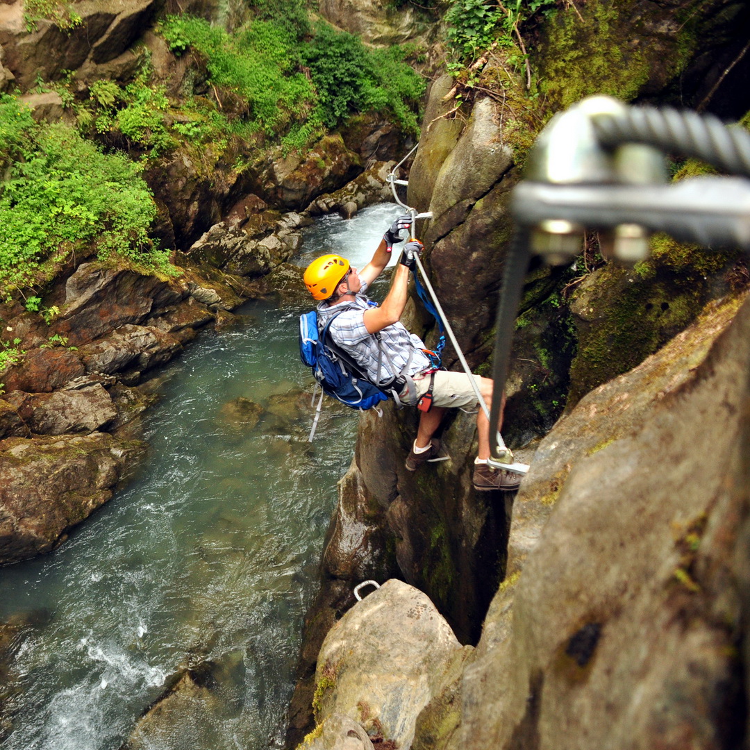 Via ferrata avagy Klettersteig avagy Vasalt út kisokos