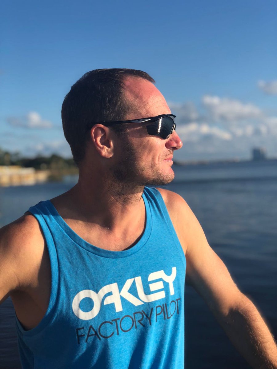 Oakley M-frame Forrás: Kuttor Csaba