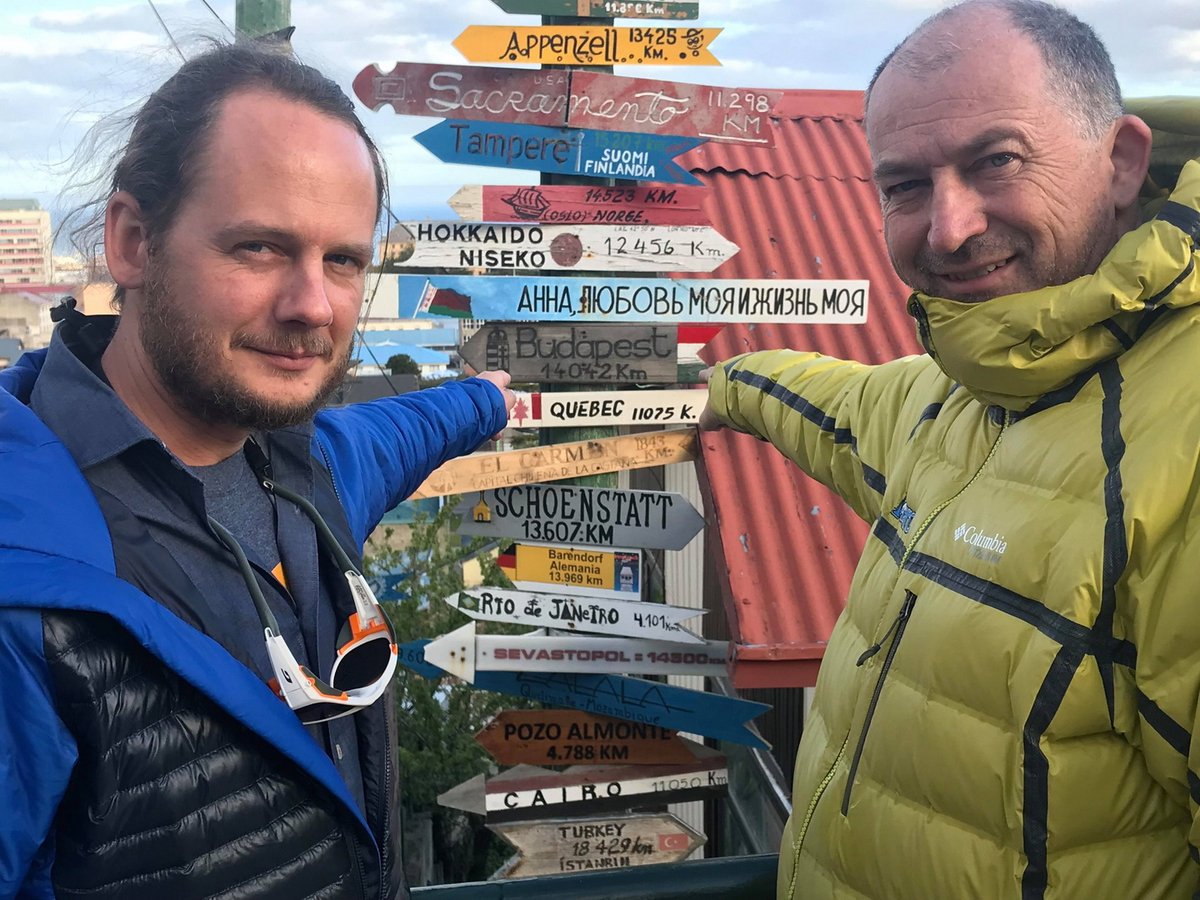 Rakonczay Gábor és Szalay Balázs expedíciós menedzser Punta Arenasban Forrás: Magyar Déli-sark Expedíció