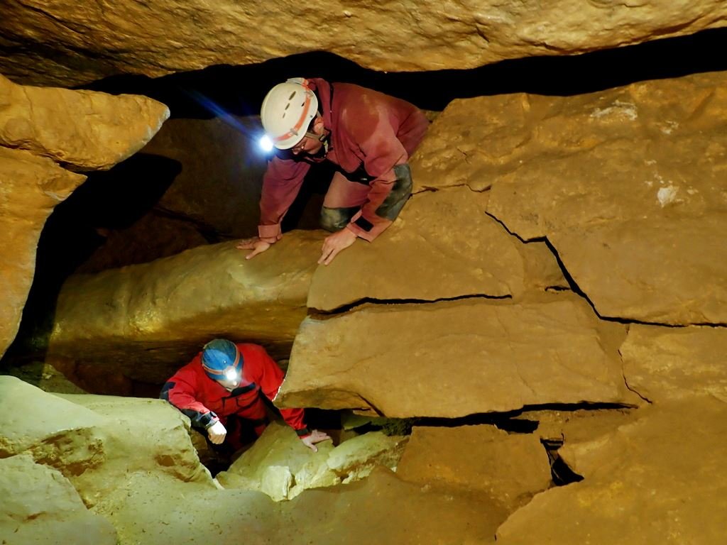A Mátyáshegyi barlangban Forrás: Nyáry Tamás