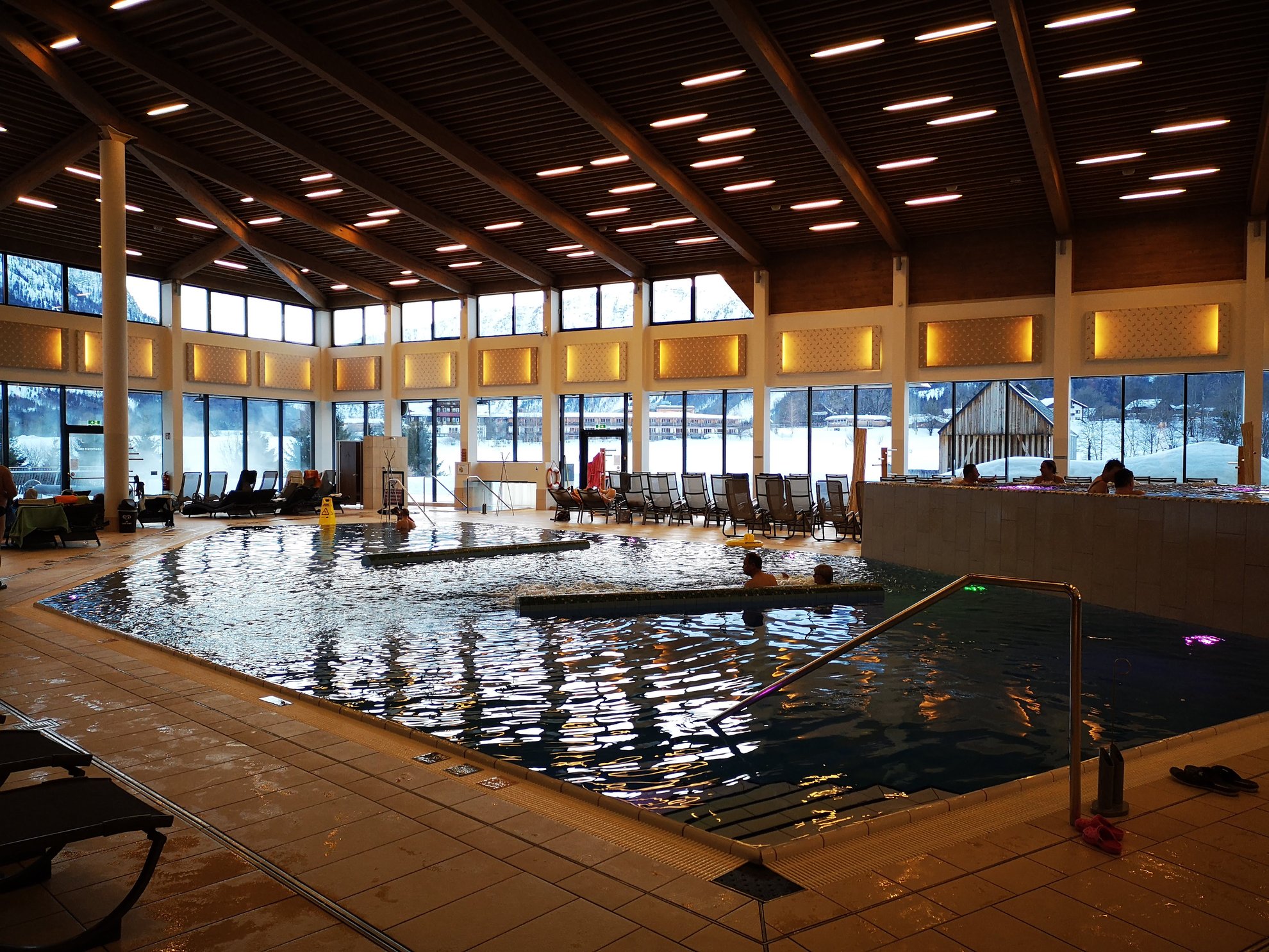 A Narzissen Vital Resort sós vízű úszómedencéje