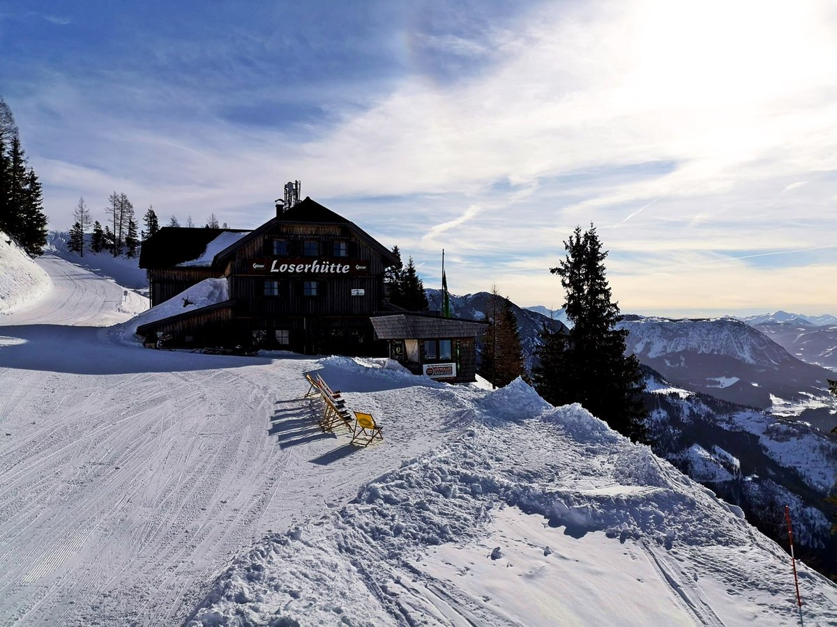 A síelők kedvence: a Loserhütte