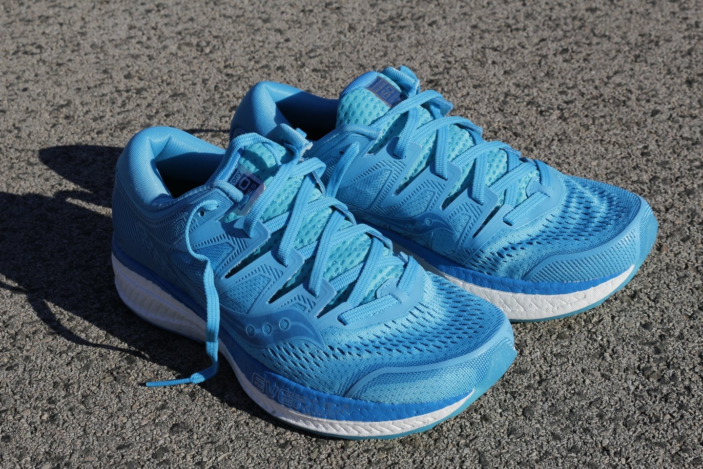 Saucony Hurricane ISO 10 női