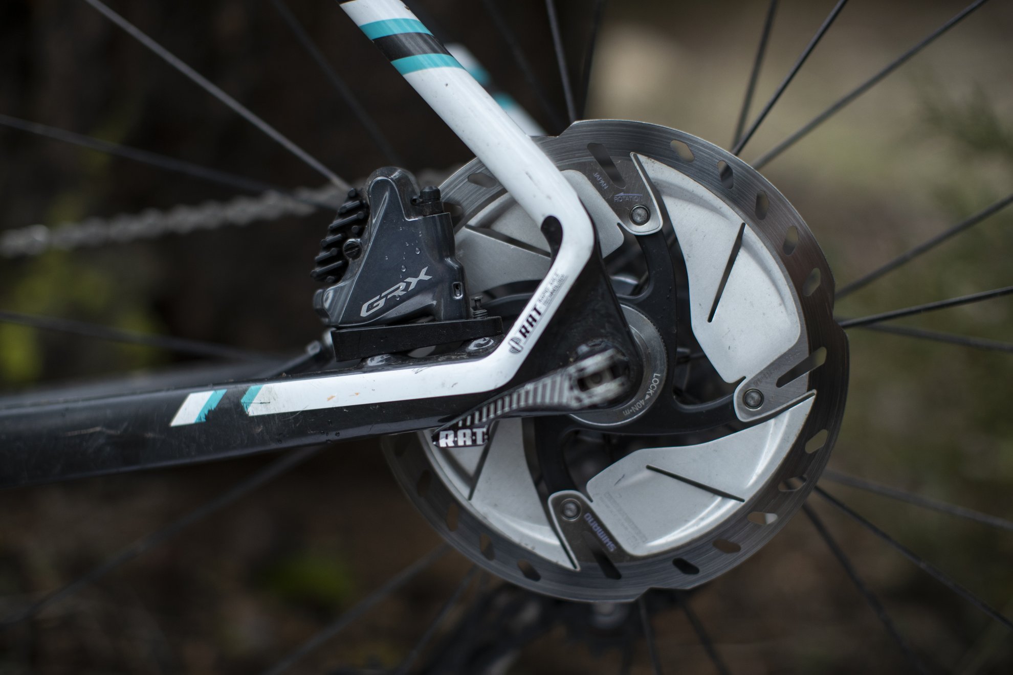 Hátsó fékek Forrás: Shimano