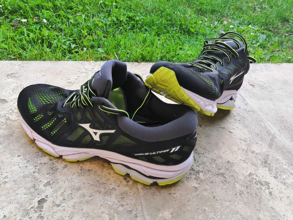 Mizuno Wave Ultima 11