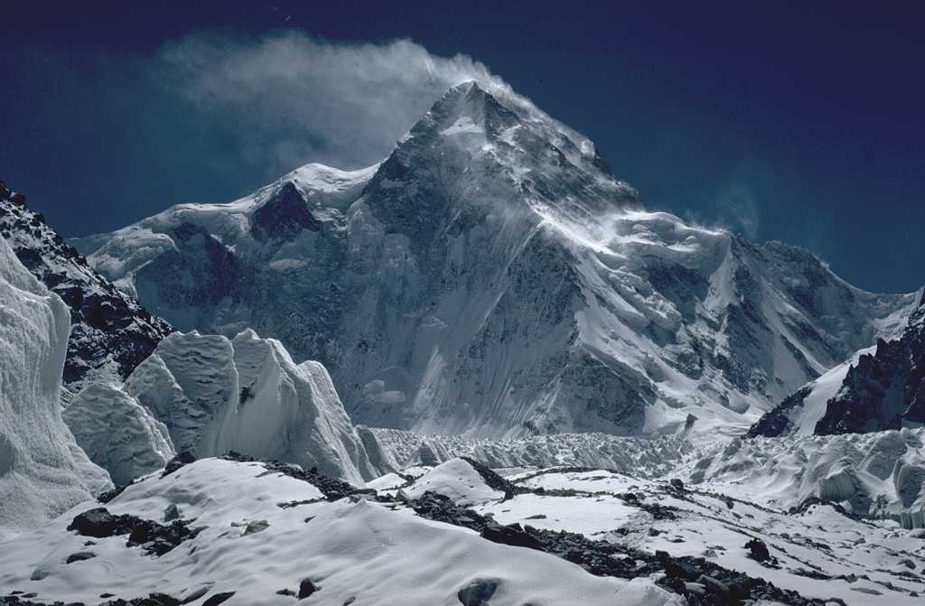 A K2 csúcsa észak felől Forrás: Wikipédia