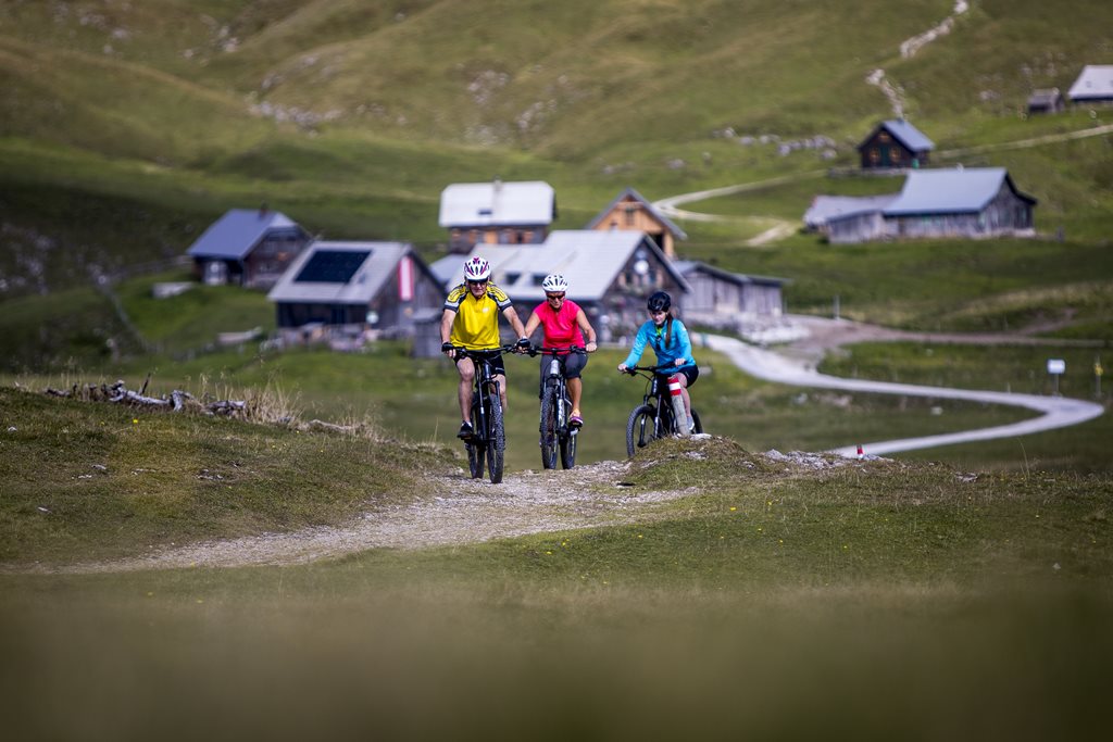 E-bike túra a Schneealmon