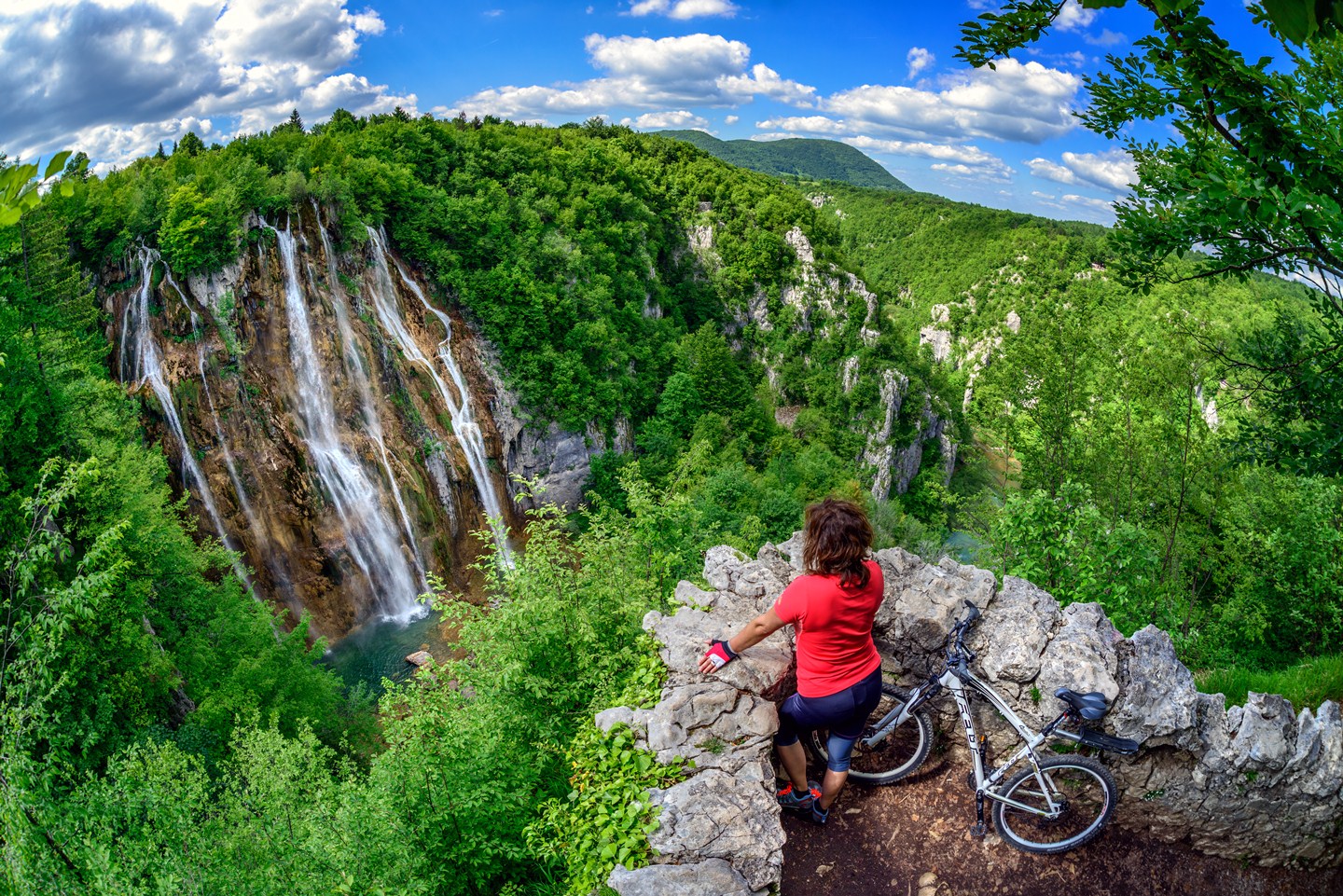 Plitvicei-tavak Nemzeti Park Forrás: Turizmus.com