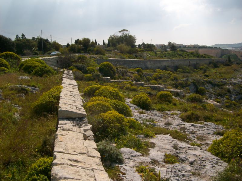 Naxxar Szakadék Victoria Lines Forrás: Victoria Lines Malta