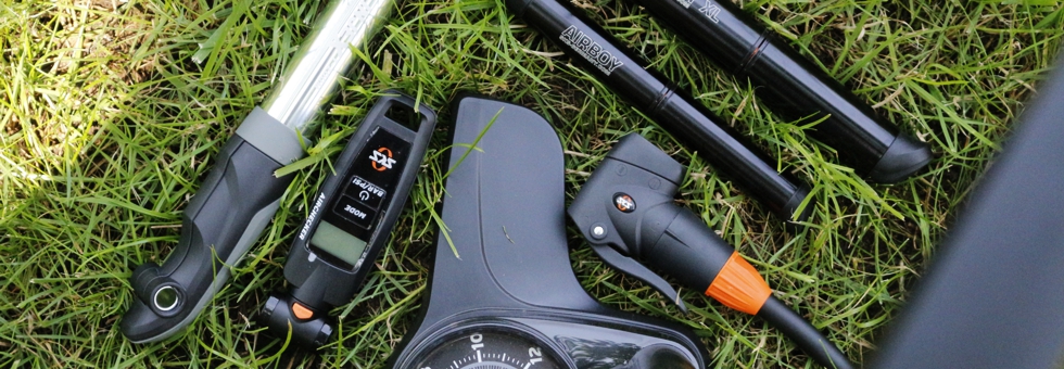 Melyik kerékpáros pumpával könnyebb a pumpálás?