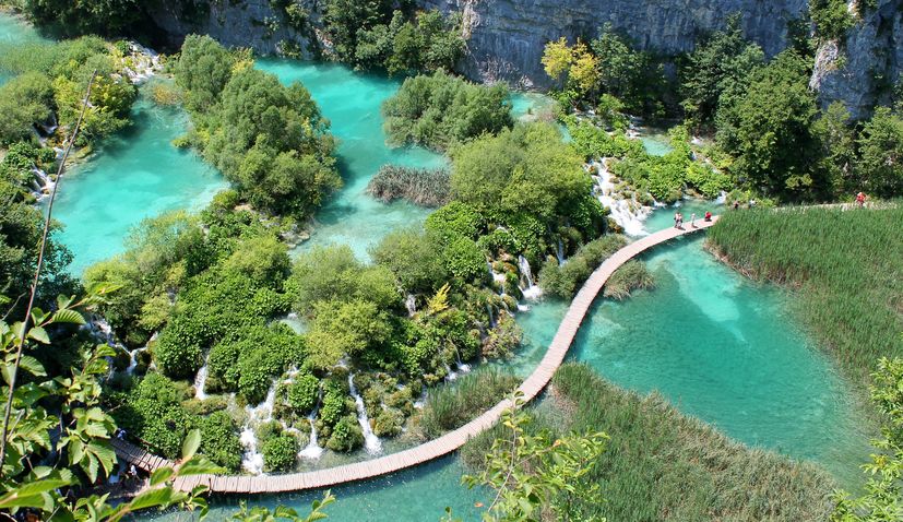 Plitvicei-tavak Nemzeti Park Forrás: turizmus.com