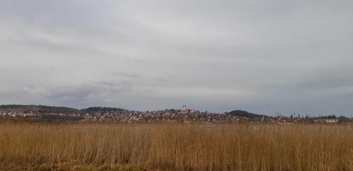 Ha nem szeretnél lemaradni a rendezvénnyel kapcsolatos információkról, jelezd részvételi/érdeklődési szándékod! :) A részletekkel kapcsolatban később jövünk... :)  Üdvözlettel: A Balatontúra csapata