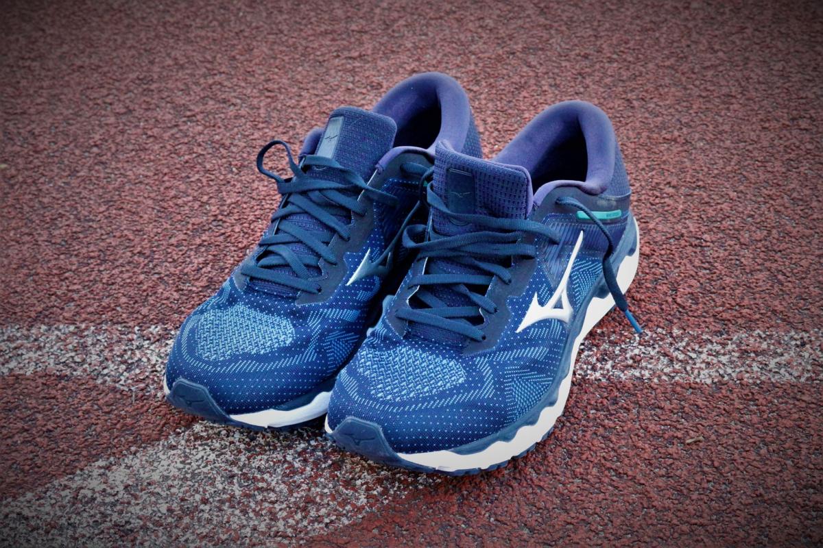 Mizuno Wave Horizon 4-1