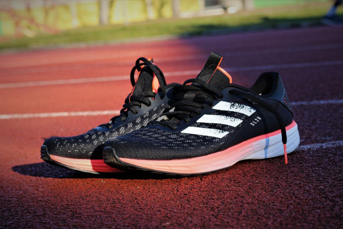 Adidas SL 20