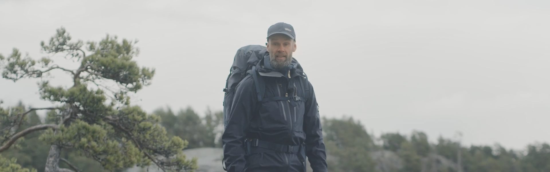 Hogyan állítsuk a hátizsákunkat a hátunkra?