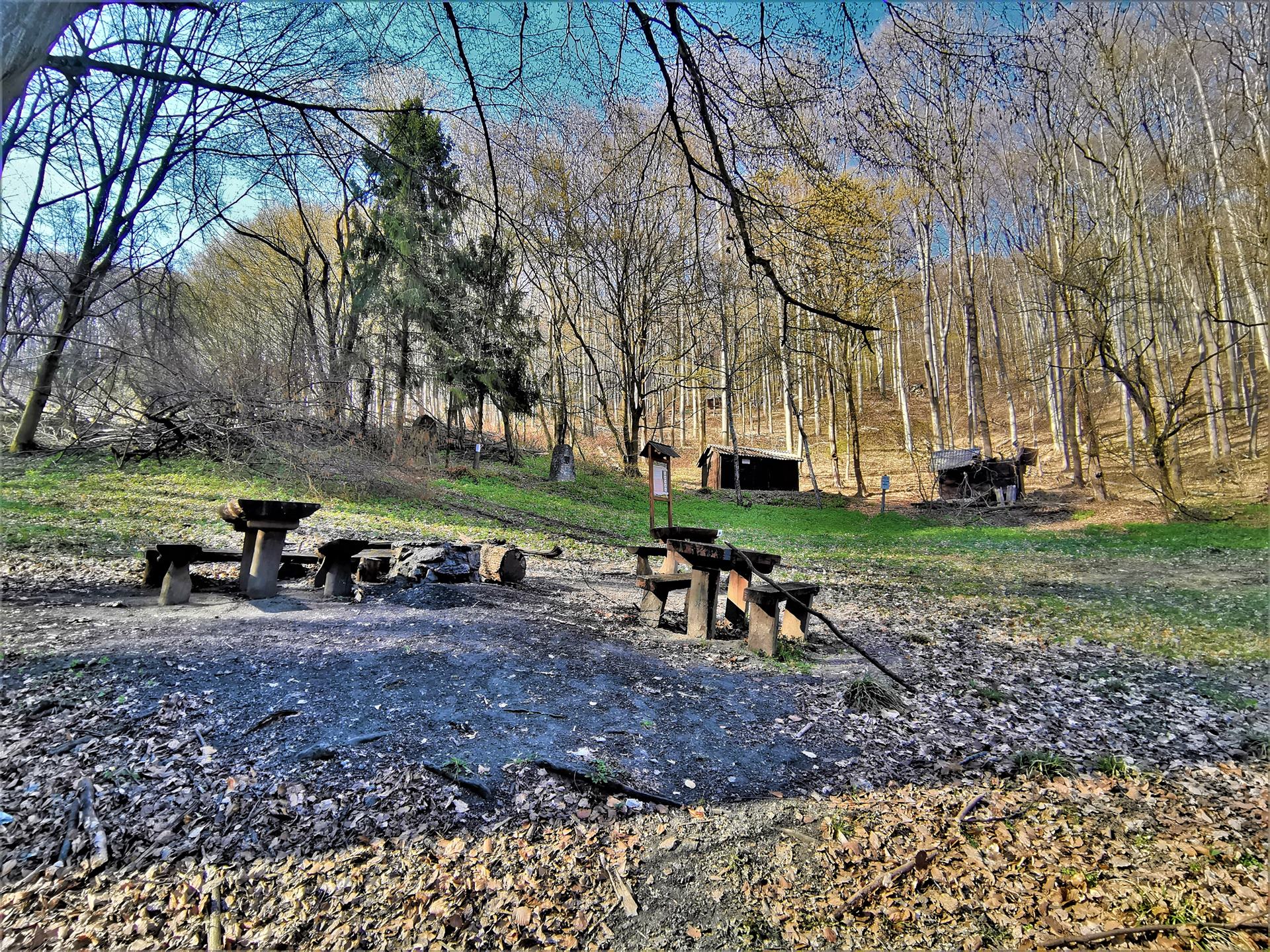 A turista emlékpark pihenője