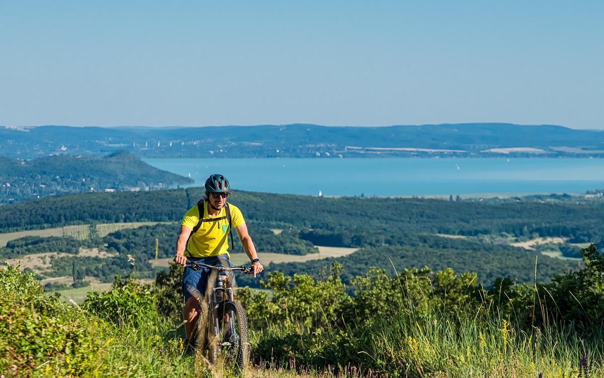 A Balaton-felvidék legszebb útjain-2