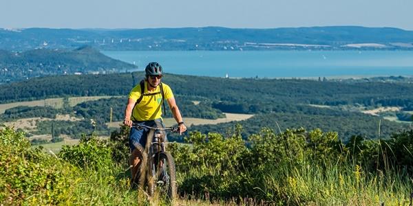 A Balaton-felvidék legszebb útjain