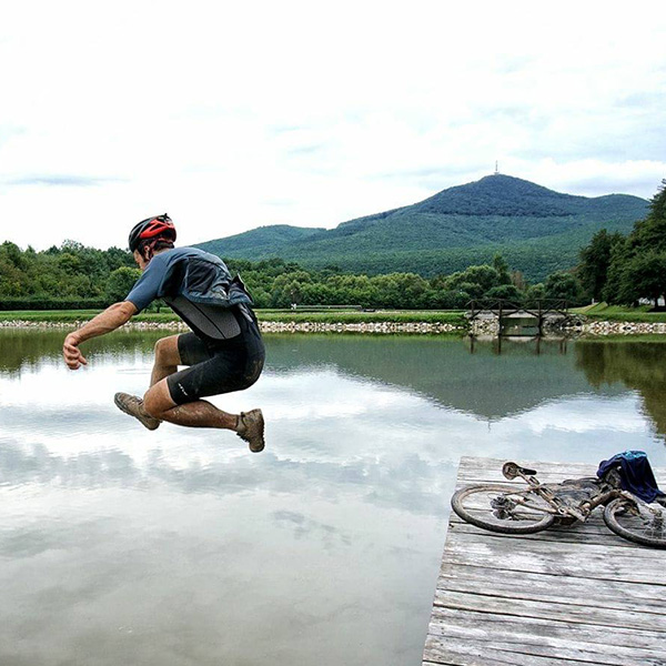 Magamat kergetem az éjszakába - Interjú a Hungarian Divide győztesével, Bagoly Leventével