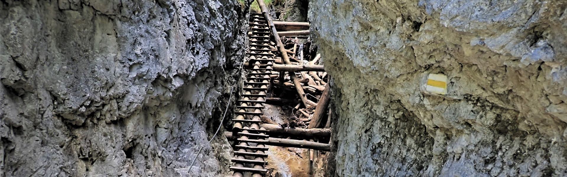 A Piecky vagyis a Kemence-szurdok Túra