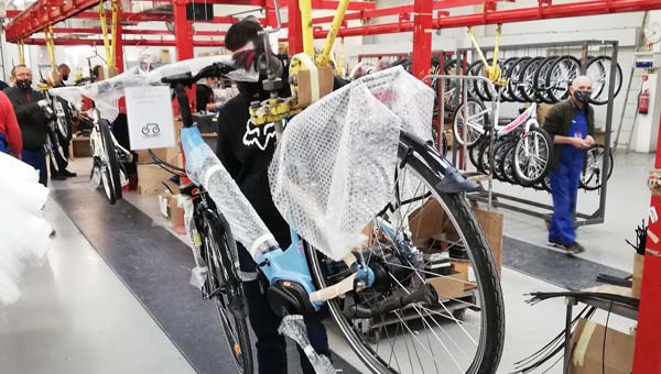 Saját gyártásban készíti kerekeit a Neuzer kerékpárgyár Esztergomban