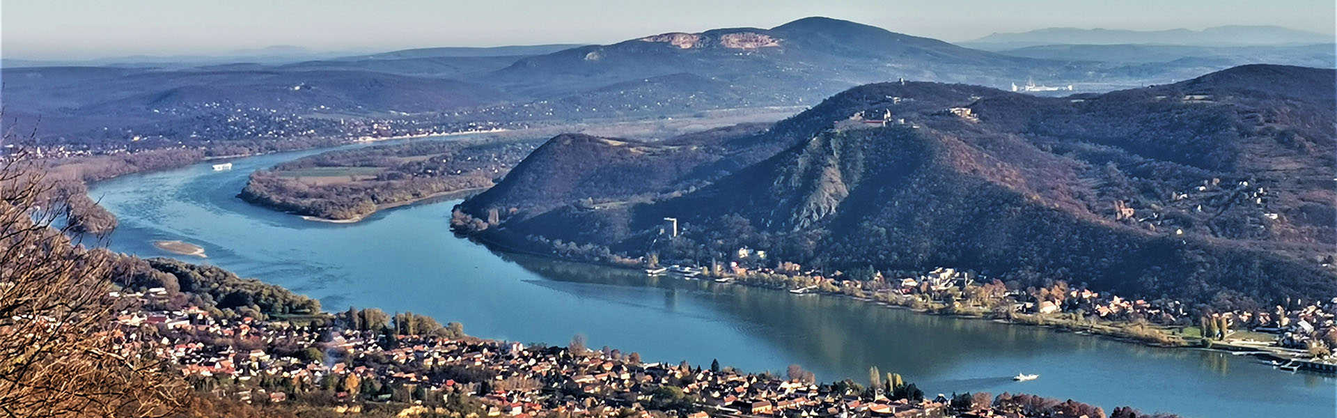 Zebegényi Julianus-kilátó túra Remete-barlangi látogatással