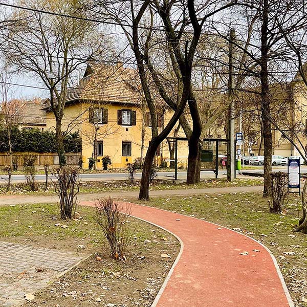 Wekerletelep futókör (cicás játszótér)