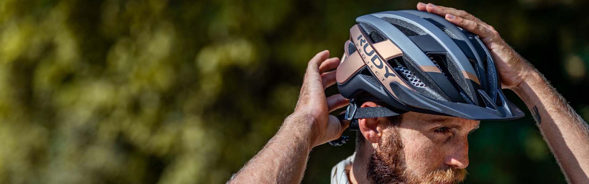 Ne bringázz fejetlenül - Kezdd a szezont új sisakban