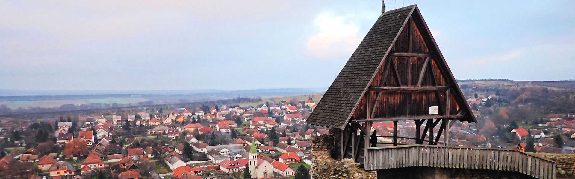 Nógrádi várnéző és vonatleső kirándulás a Róka-hegyen Túra