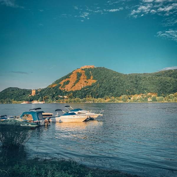 Dunamenti nézelődés és gasztrotúra