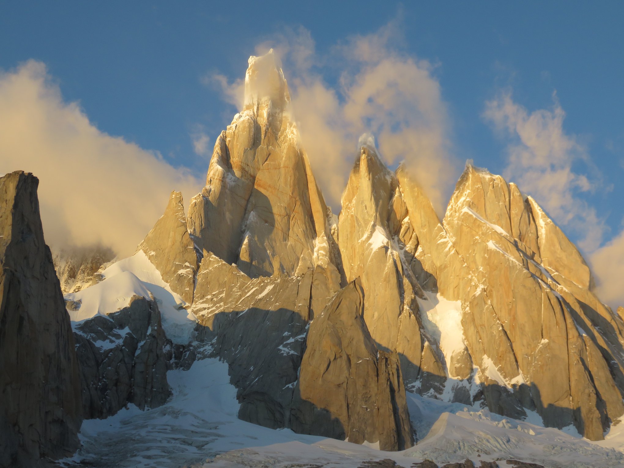 Jég- és kőlavinában meghalt Korra Pesce a Cerro Torrén-1