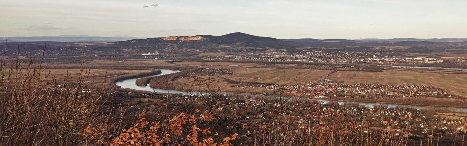Túra Tahiból a Vöröskőre