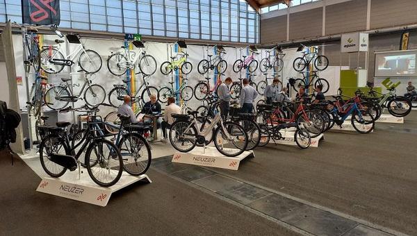 Neuzer elektromos kerékpárok 2022-ben