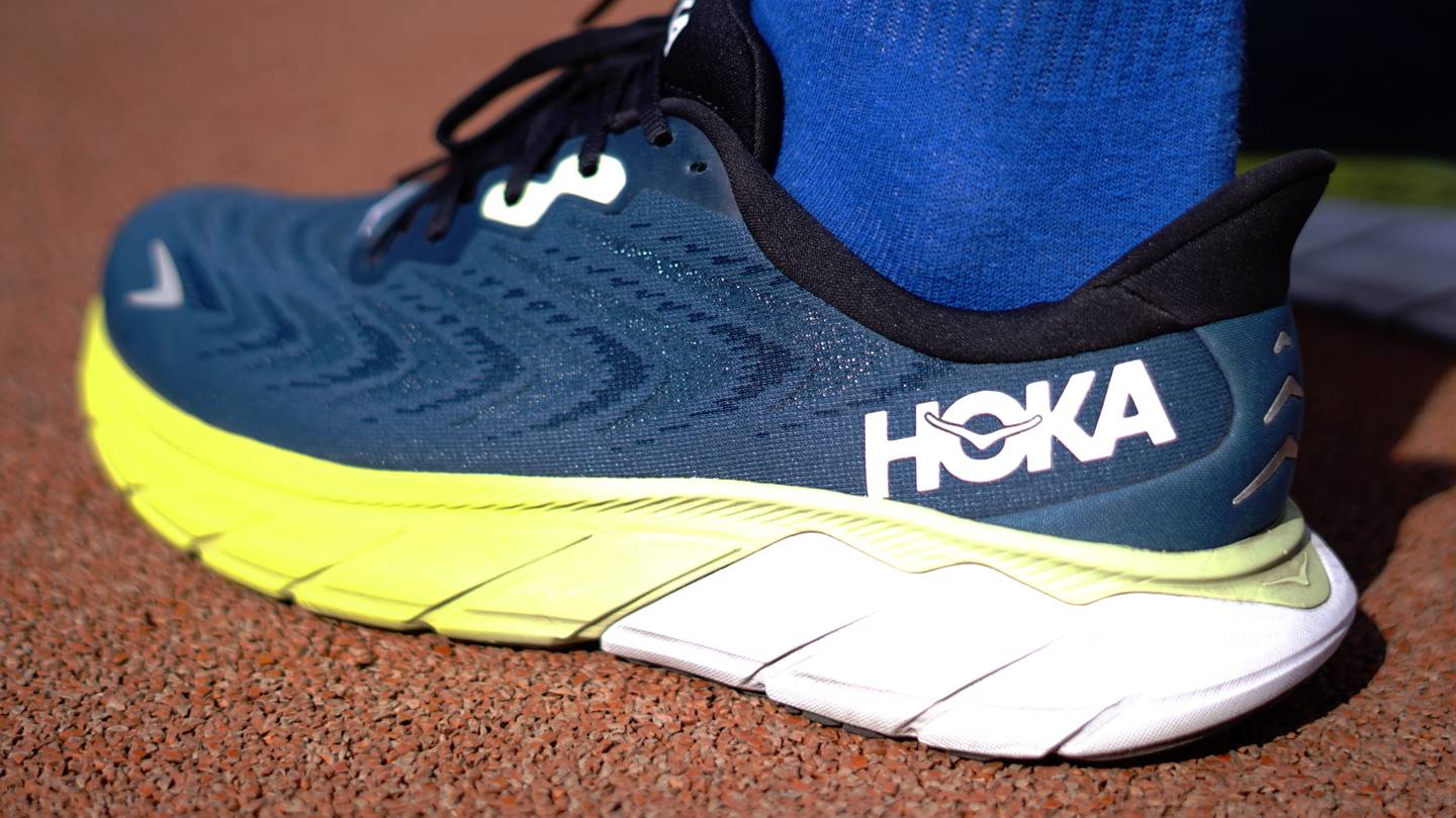 Hoka Arahi 6 teszt-1