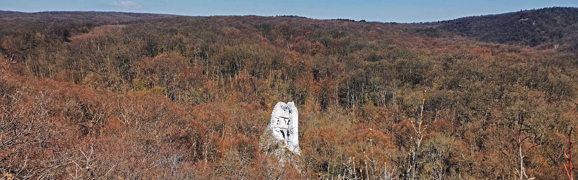 Túra vártól várig a Várvölgyi tanösvényen