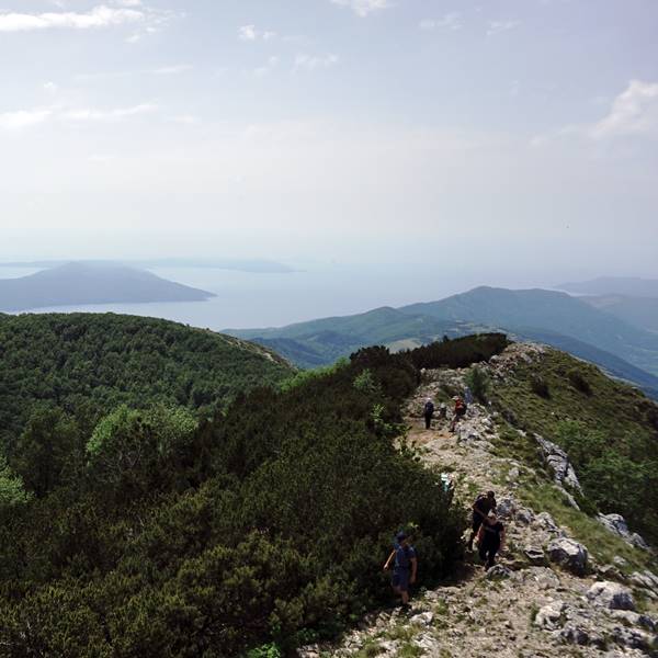 Túra Isztria legmagasabb pontjára