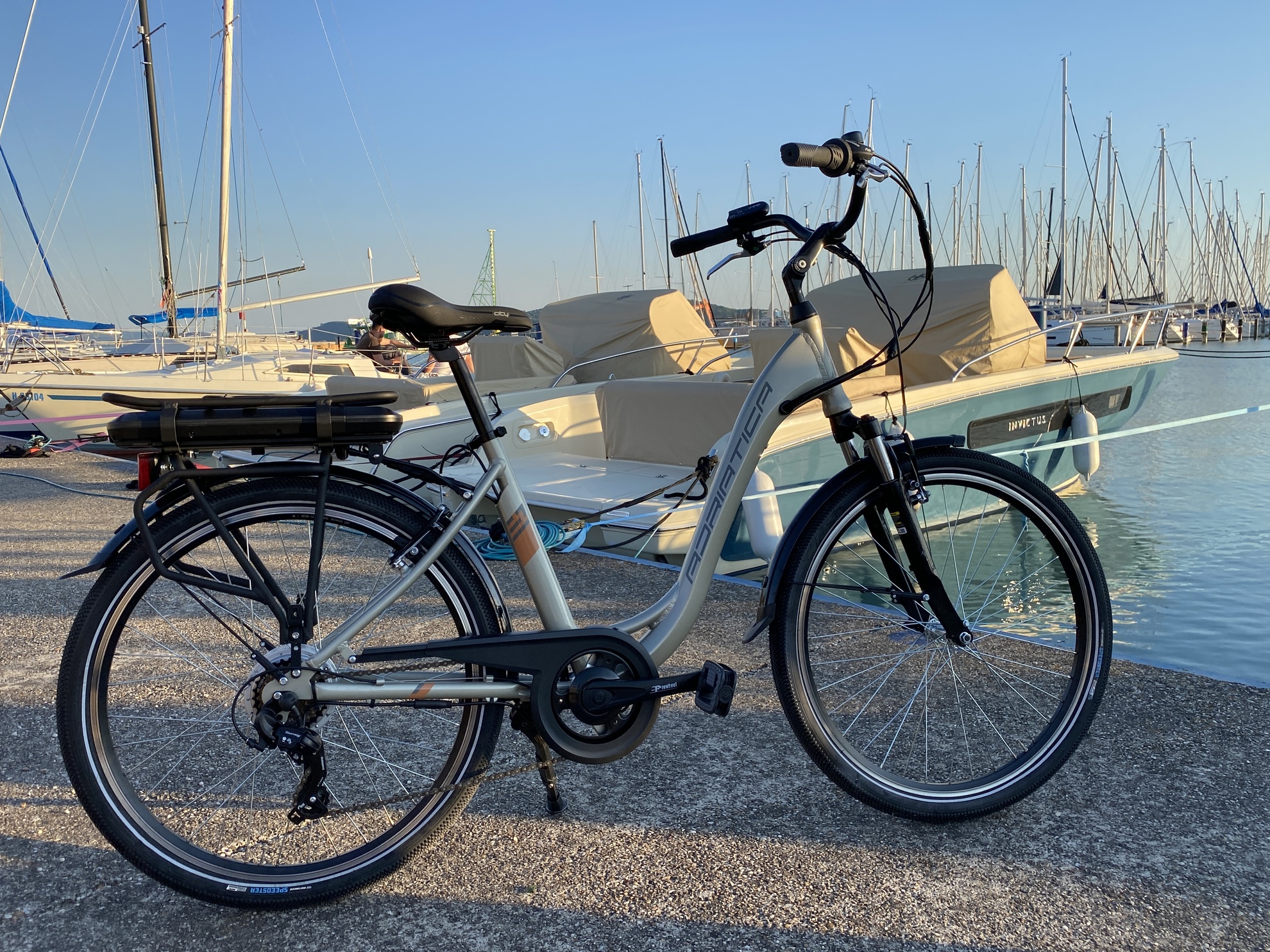 Ennyi valóban elég a boldogsághoz? Adriatica E1 elektromos kerékpár teszt-1
