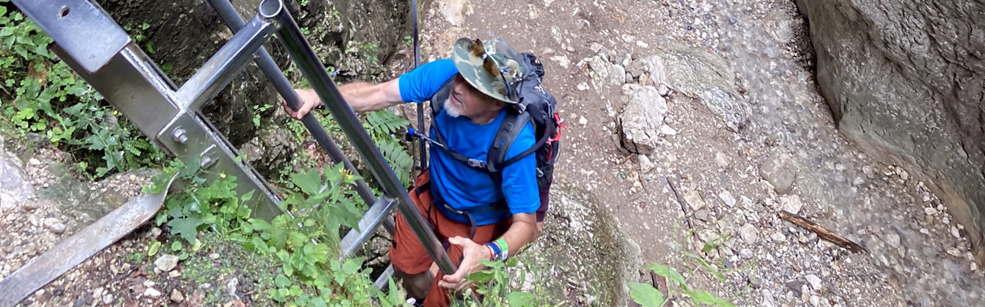 Látványos túra a Hétlétra-vízesésnél