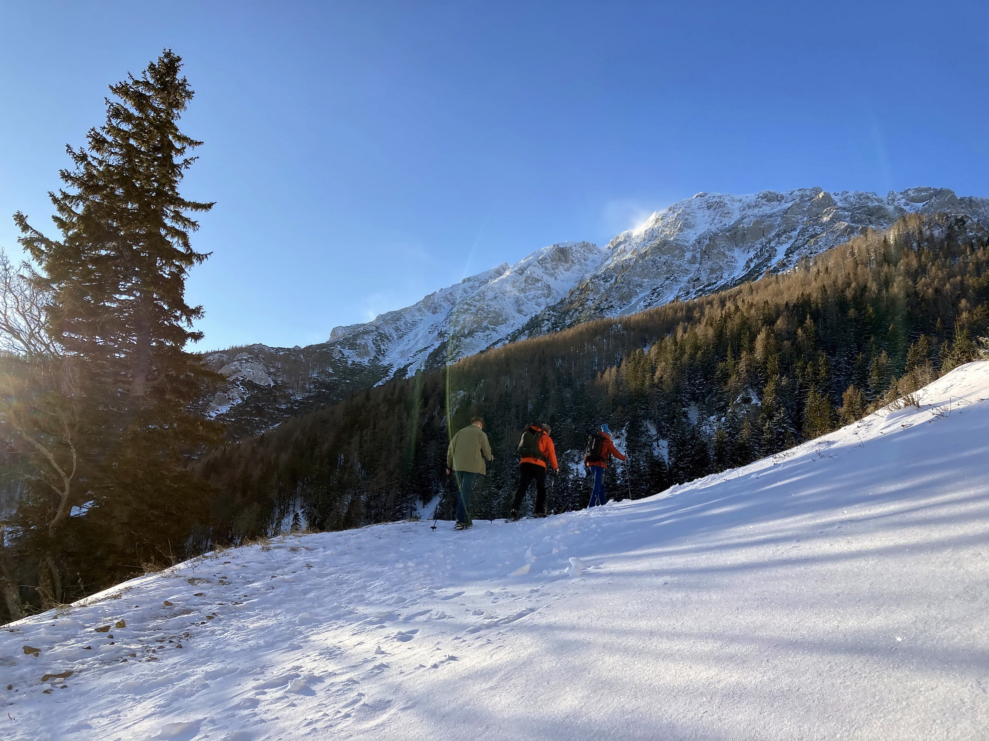Hótalpas túra Alsó-Ausztria legmagasabb hegyére-2